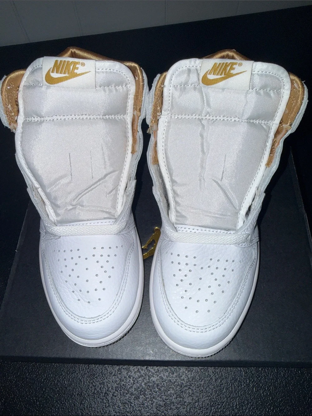 Nike Air Jordan 1 High White & Metallic Gold